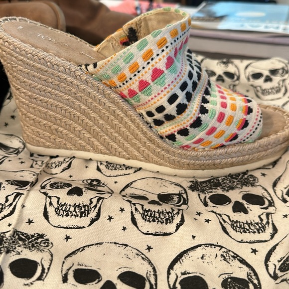 Toms Monica Mule Embroidered BOHO Espadrilles US 9.5 Striped Wedges Sandals - Picture 4 of 7